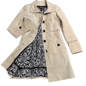 DANIER Beige Leather Trench Coat